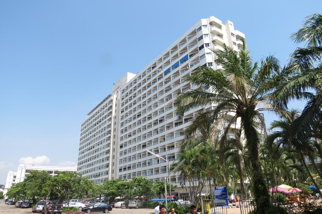 View Talay 1B Holidays Apartment Pattaya Exterior photo