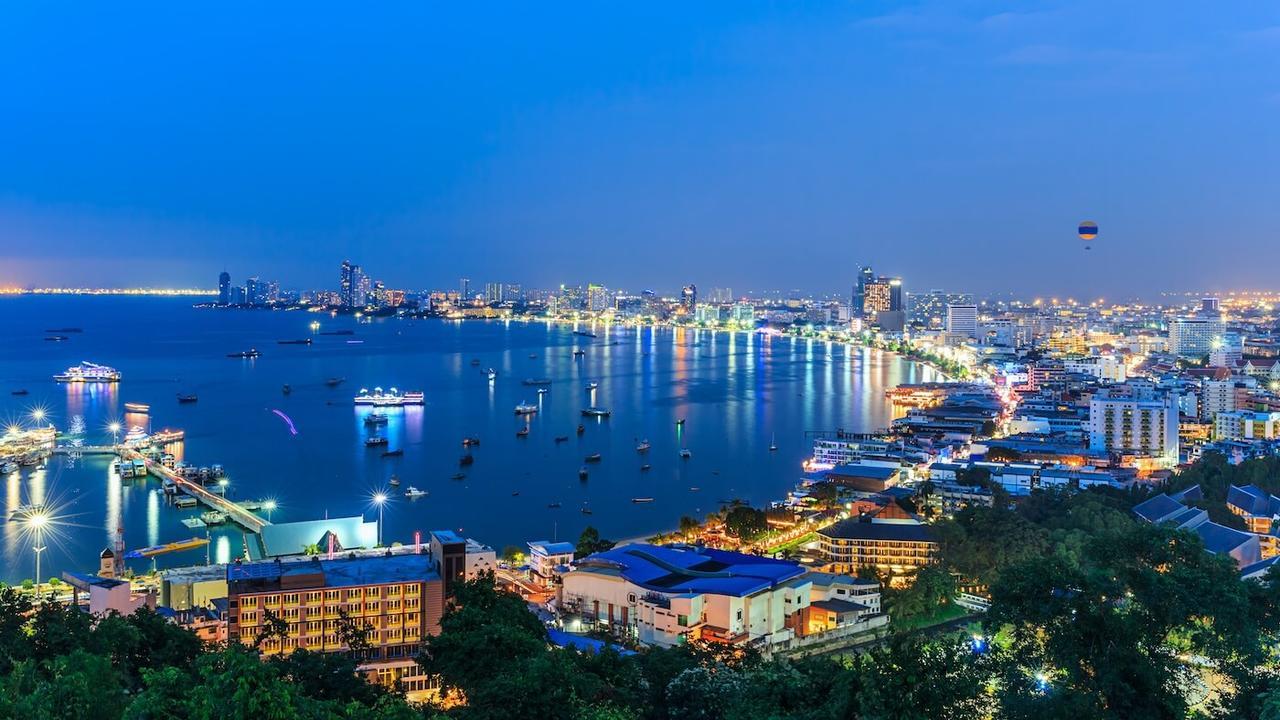 View Talay 1B Holidays Pattaya Exterior photo