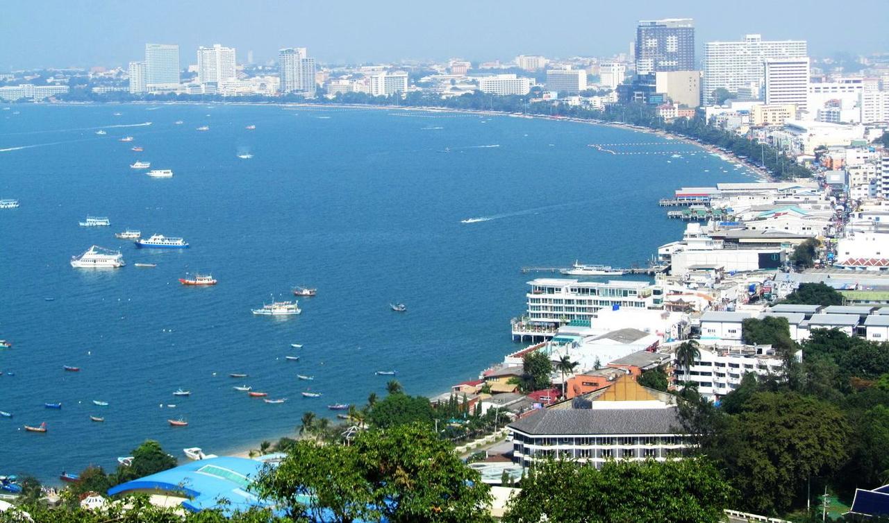 View Talay 1B Holidays Apartment Pattaya Exterior photo